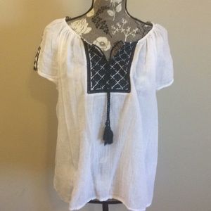 Ladies Top Size Medium New Directions